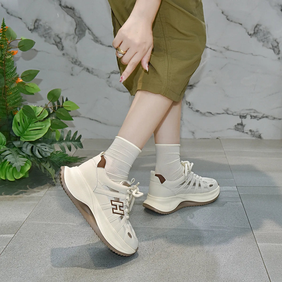 Women’s Round-Toe Thick-Soled Strap Sneakers