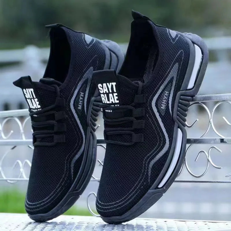 Lightweight Men’s Trendy Running Shoes