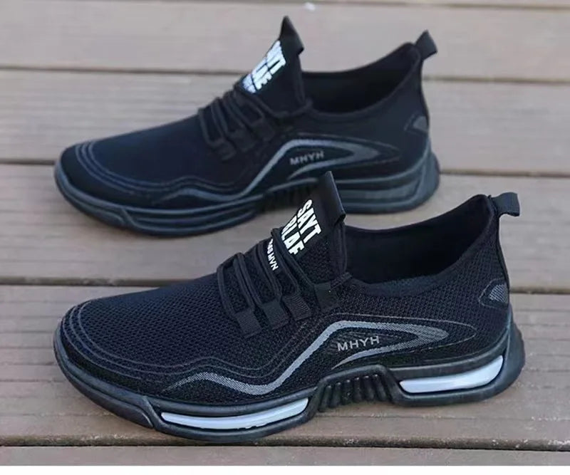 Lightweight Men’s Trendy Running Shoes